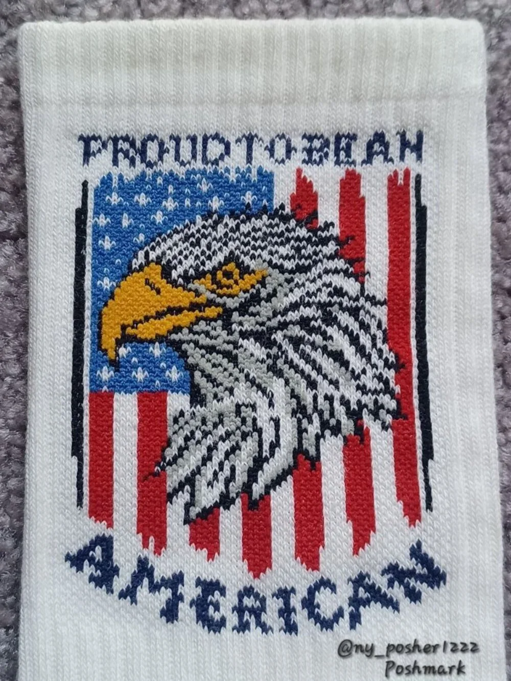 𝙿𝚁𝙾𝚄𝙳 𝚃𝙾 𝙱𝙴 𝙰𝙽 𝐀𝐌𝐄𝐑𝐈𝐂𝐀𝐍 American Flag/Eagle Crew Socks White